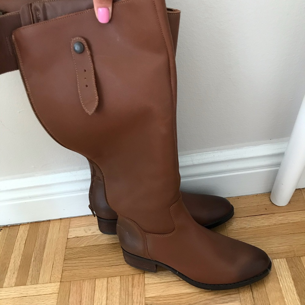 Cognac Steve Madden Leather Boots never worn!!